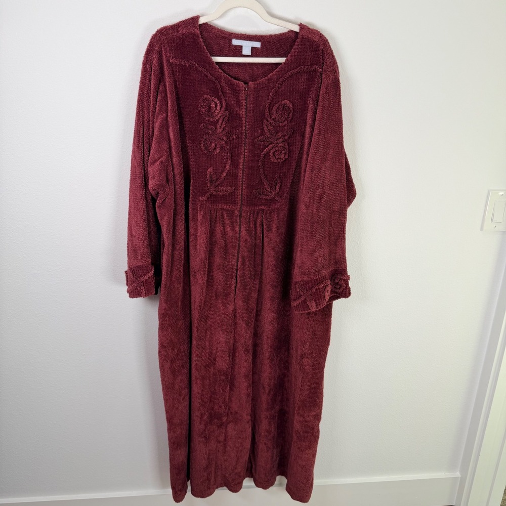 Only Necessities Womens 3X 30/32 Burgundy Chenille Robe Zip Front Long Sleeve